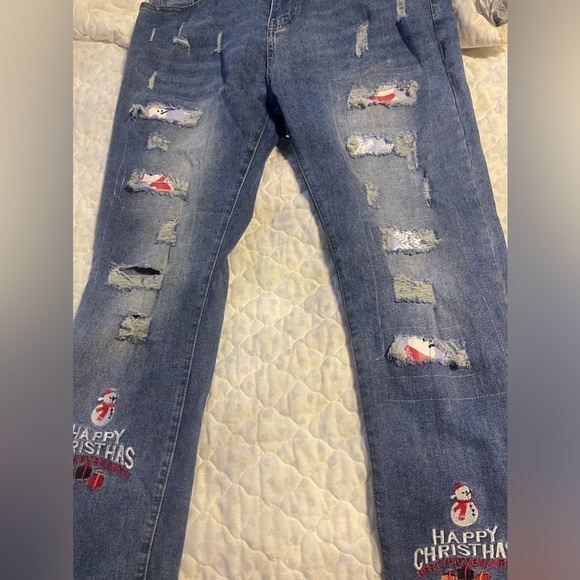 women boyfriend ripped Christmas jeans snowman’s inside holes size XL - Picture 2 of 5